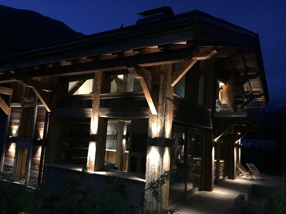 亚历山德拉木屋 莱苏什 外观 照片